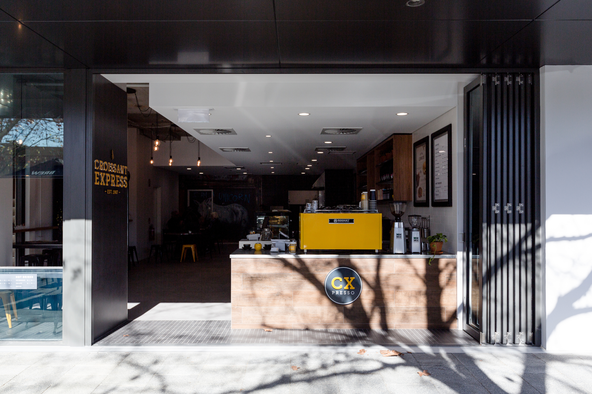 JAG Croissant Express W Perth 002