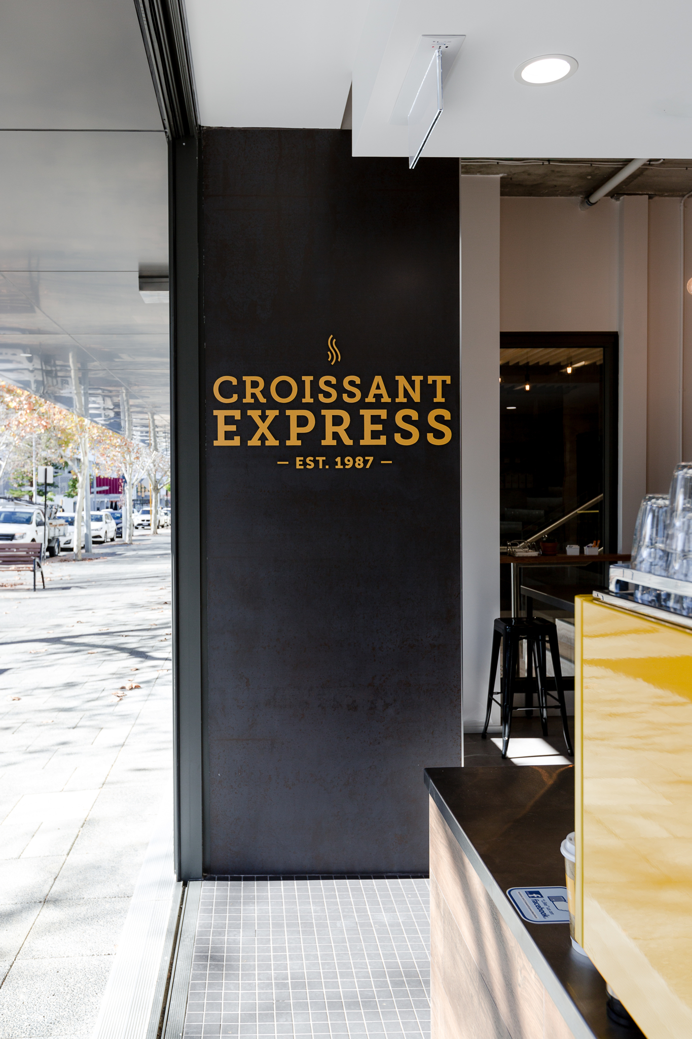 JAG Croissant Express W Perth 007